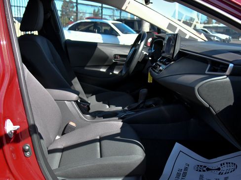 Used 2024 Toyota Corolla LE image 41