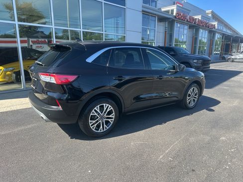 Used 2022 Ford Escape SEL AWD/4WD image 3