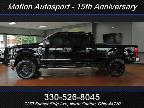 Used 2017 Ford F350 Lariat w/ Lariat Ultimate Package AWD/4WD image 5