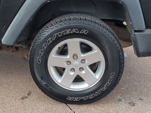 Used 2012 Jeep Wrangler Sport image 14