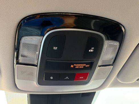 Used 2023 Hyundai Sonata SEL FWD image 16