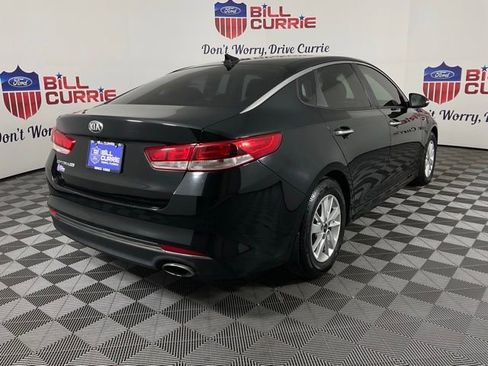 Used 2016 Kia Optima LX image 3