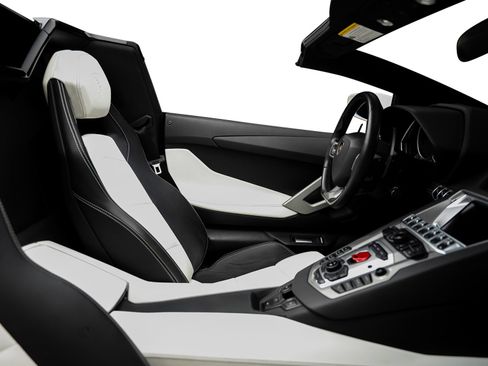 Used 2016 Lamborghini Aventador LP 700-4 AWD/4WD image 56