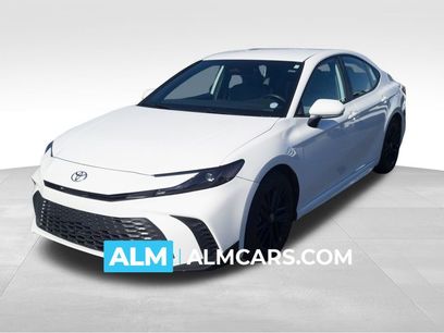 Used 2025 Toyota Camry SE