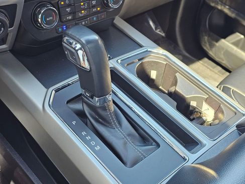 Used 2020 Ford F150 Lariat AWD/4WD image 34