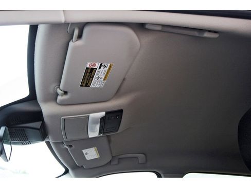 Used 2024 Nissan Rogue SV FWD image 26