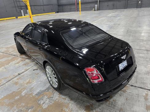Used 2017 Bentley Mulsanne RWD image 23