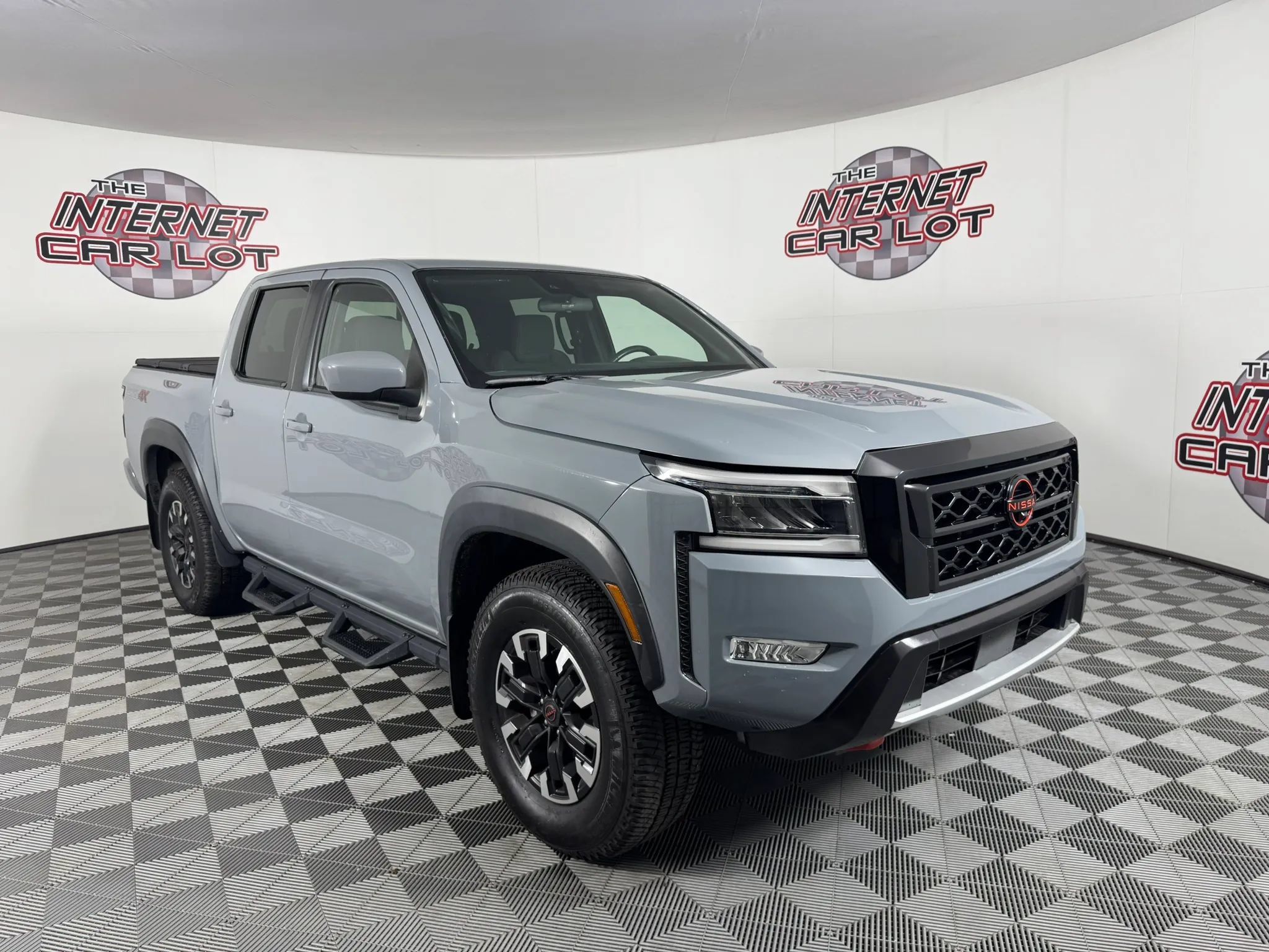 Used 2023 Nissan Frontier PRO-4X w/ Tow Package AWD/4WD image 9