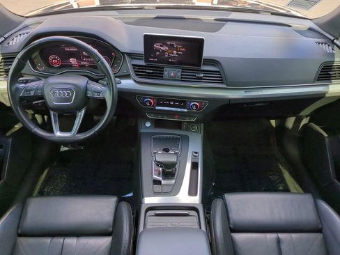 Used 2020 Audi Q5 2.0T Titanium Premium Plus w/ Premium Plus Package image 14