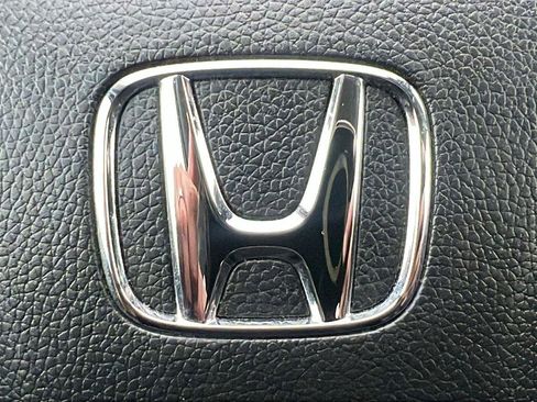 Used 2019 Honda HR-V EX image 33