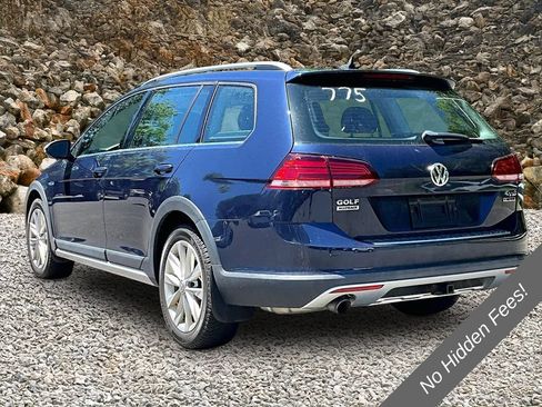 Used 2018 Volkswagen Golf Alltrack SE AWD/4WD image 11