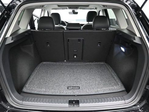 New 2026 Volkswagen Taos SE image 12