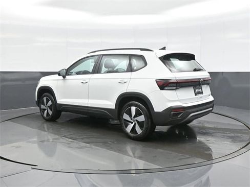 New 2026 Volkswagen Taos S image 5