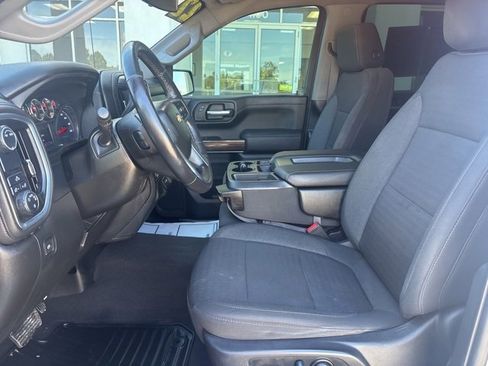 Used 2022 Chevrolet Silverado 1500 LT image 12