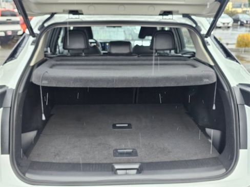 Used 2023 Nissan Ariya AWD image 11