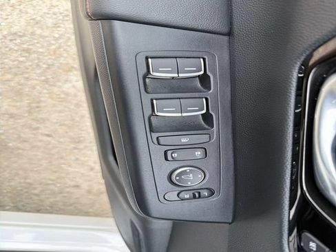 Used 2025 Honda CR-V Sport Touring image 23