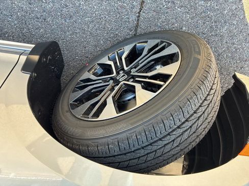 New 2026 Honda Odyssey Elite image 9