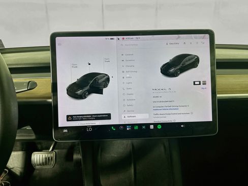 Used 2021 Tesla Model 3 Standard Range Plus RWD image 17