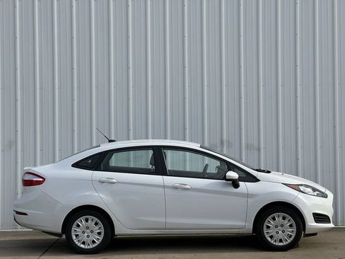Used 2019 Ford Fiesta S FWD image 3