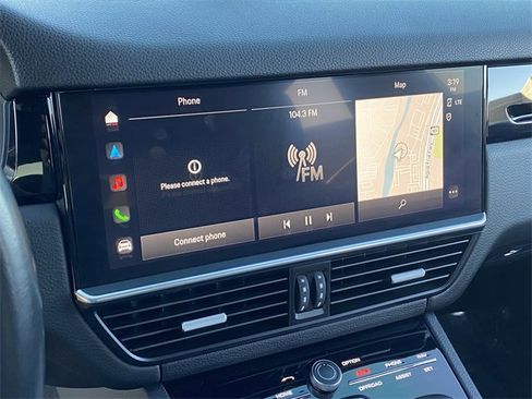 Used 2022 Porsche Cayenne S image 13