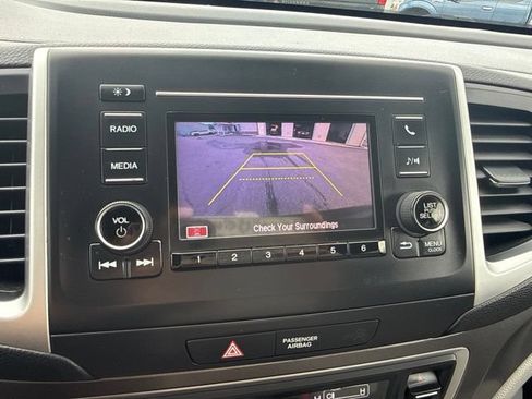 Used 2018 Honda Pilot LX image 26