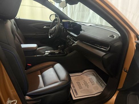 Used 2024 Buick Envista Sport Touring w/ Convenience II Package image 30