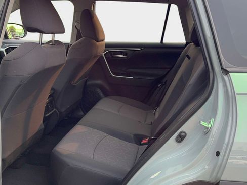Used 2019 Toyota RAV4 XLE w/ Convenience Package AWD/4WD image 14