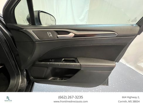 Used 2016 Ford Fusion SE FWD image 20
