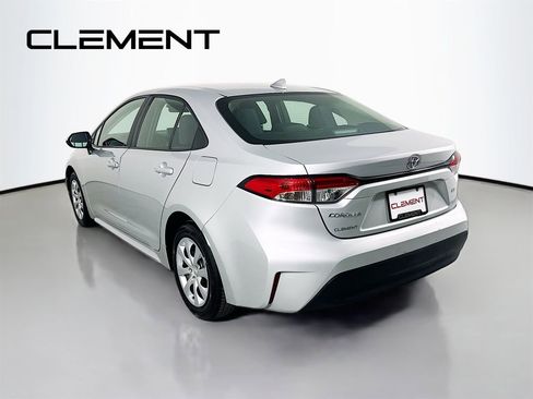 Used 2023 Toyota Corolla LE image 10