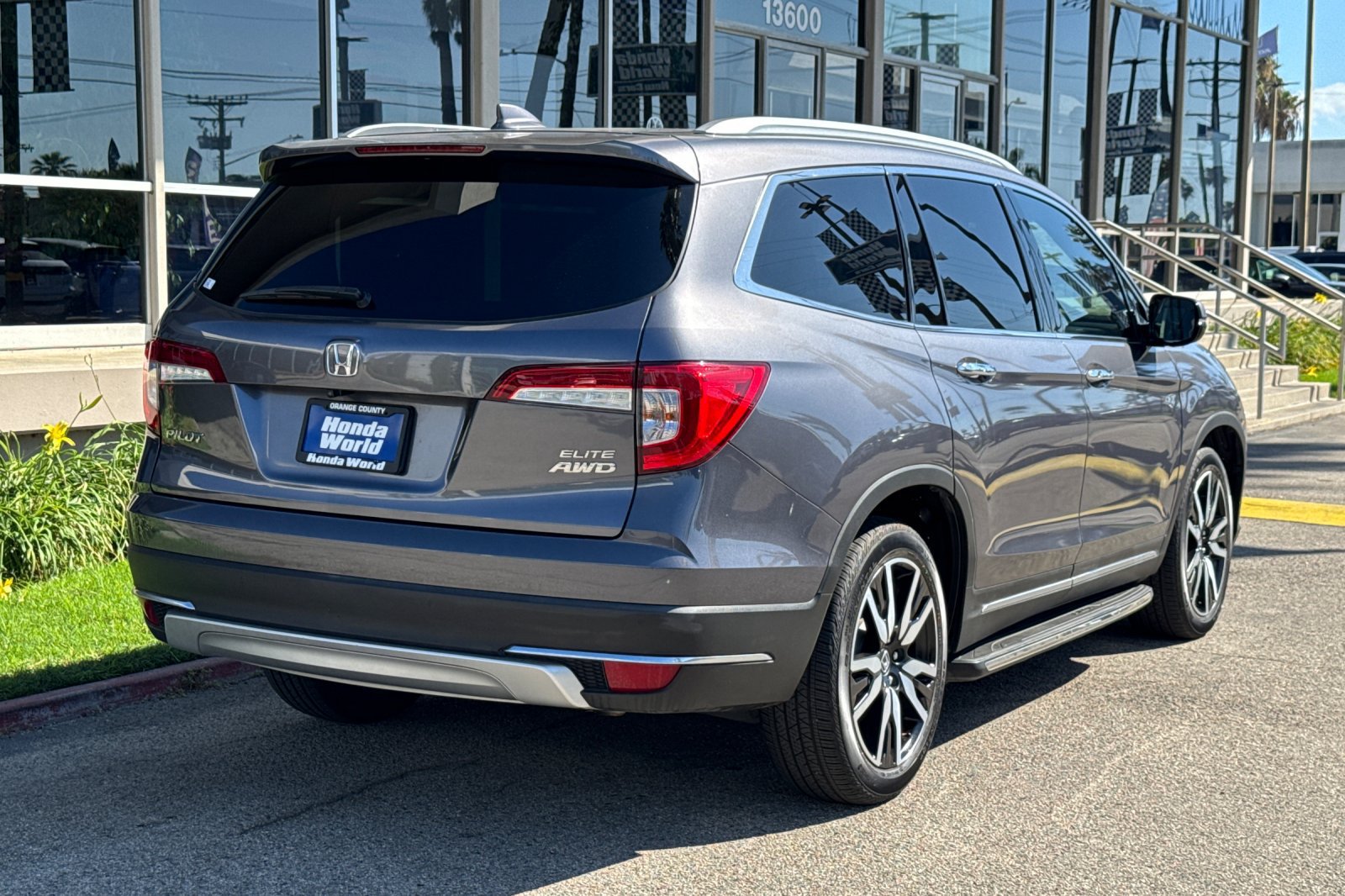 Used 2020 Honda Pilot Elite image 5