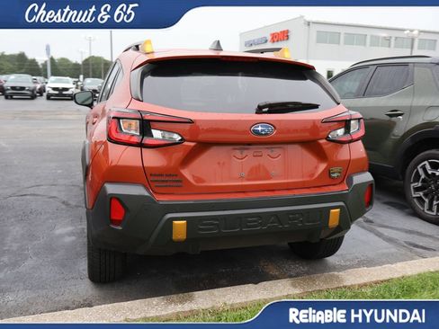 Used 2024 Subaru Crosstrek 2.5i Wilderness w/ Crosstrek Mirror Package AWD/4WD image 17