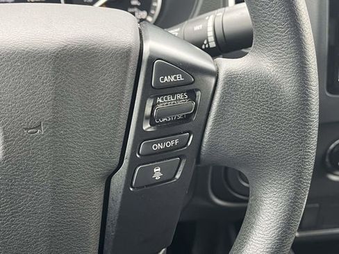 Used 2022 Nissan Frontier SV w/ Technology Package image 26
