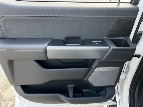 New 2025 Ford F150 Lariat w/ Equipment Group 502A High image 17