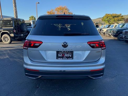 Used 2024 Volkswagen Tiguan SE image 6