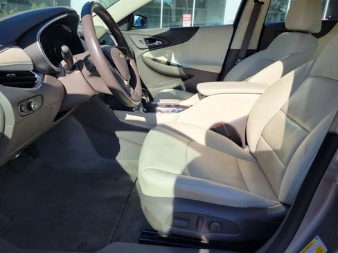 Used 2024 Chevrolet Malibu LT image 18