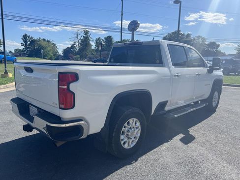 Used 2024 Chevrolet Silverado 3500 LTZ w/ LTZ Plus Package AWD/4WD image 4