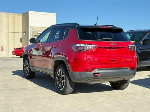 Used 2020 Jeep Compass Trailhawk w/ Leather Interior Group image 8