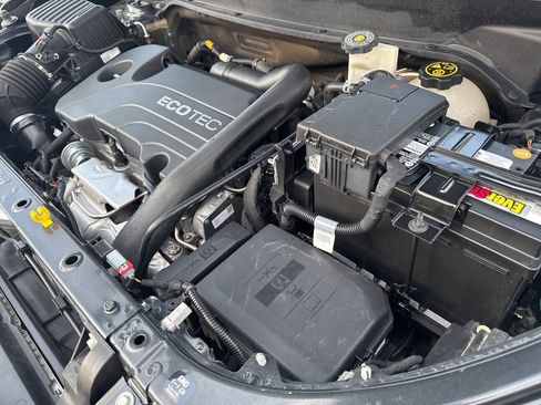 Used 2020 Chevrolet Equinox LT FWD image 48