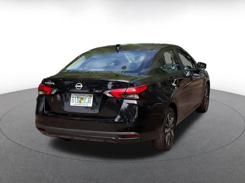 Used 2025 Nissan Versa SV image 15