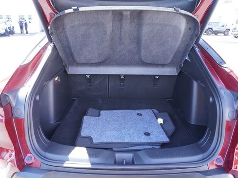 Used 2024 Buick Envista Preferred w/ Convenience II Package image 8