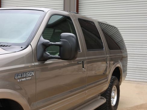Used 2003 Ford Excursion Eddie Bauer image 17