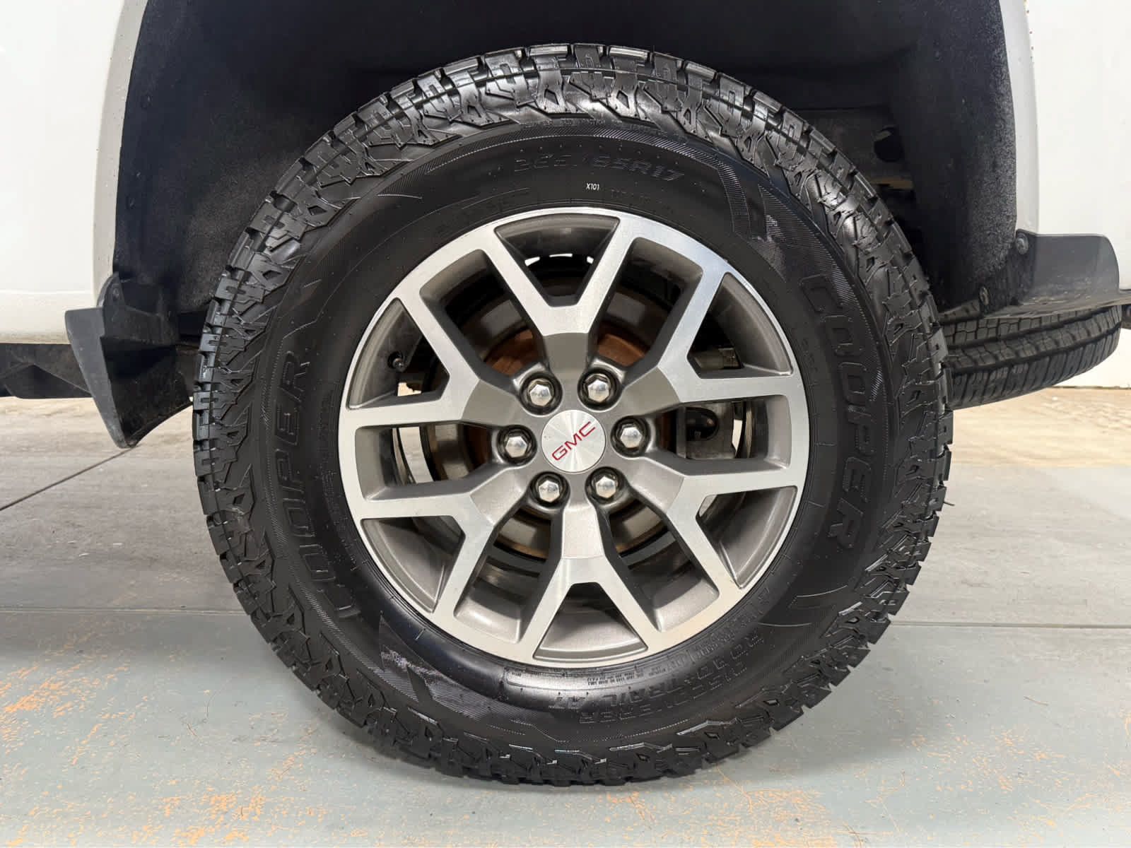 Used 2021 GMC Canyon AT4 AWD/4WD image 9