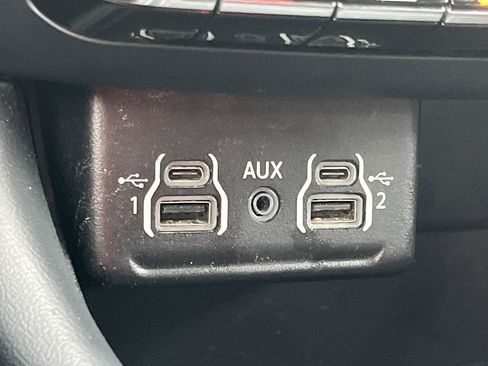 Used 2023 Dodge Durango GT image 6