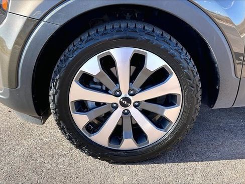Used 2022 Kia Telluride S AWD/4WD image 33