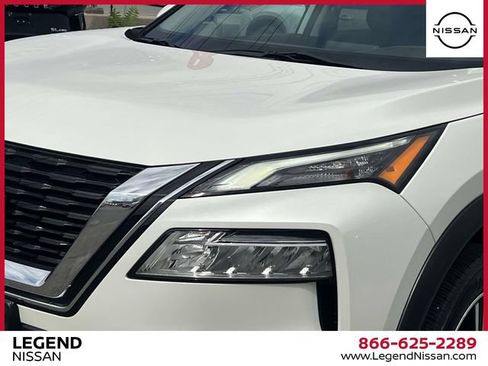 Used 2023 Nissan Rogue SL AWD/4WD image 9
