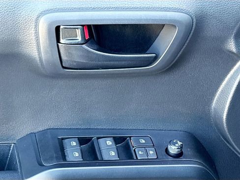 Used 2023 Toyota Tacoma SR image 22