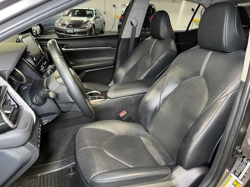 Used 2023 Toyota Camry XLE w/ Navigation Package FWD image 23