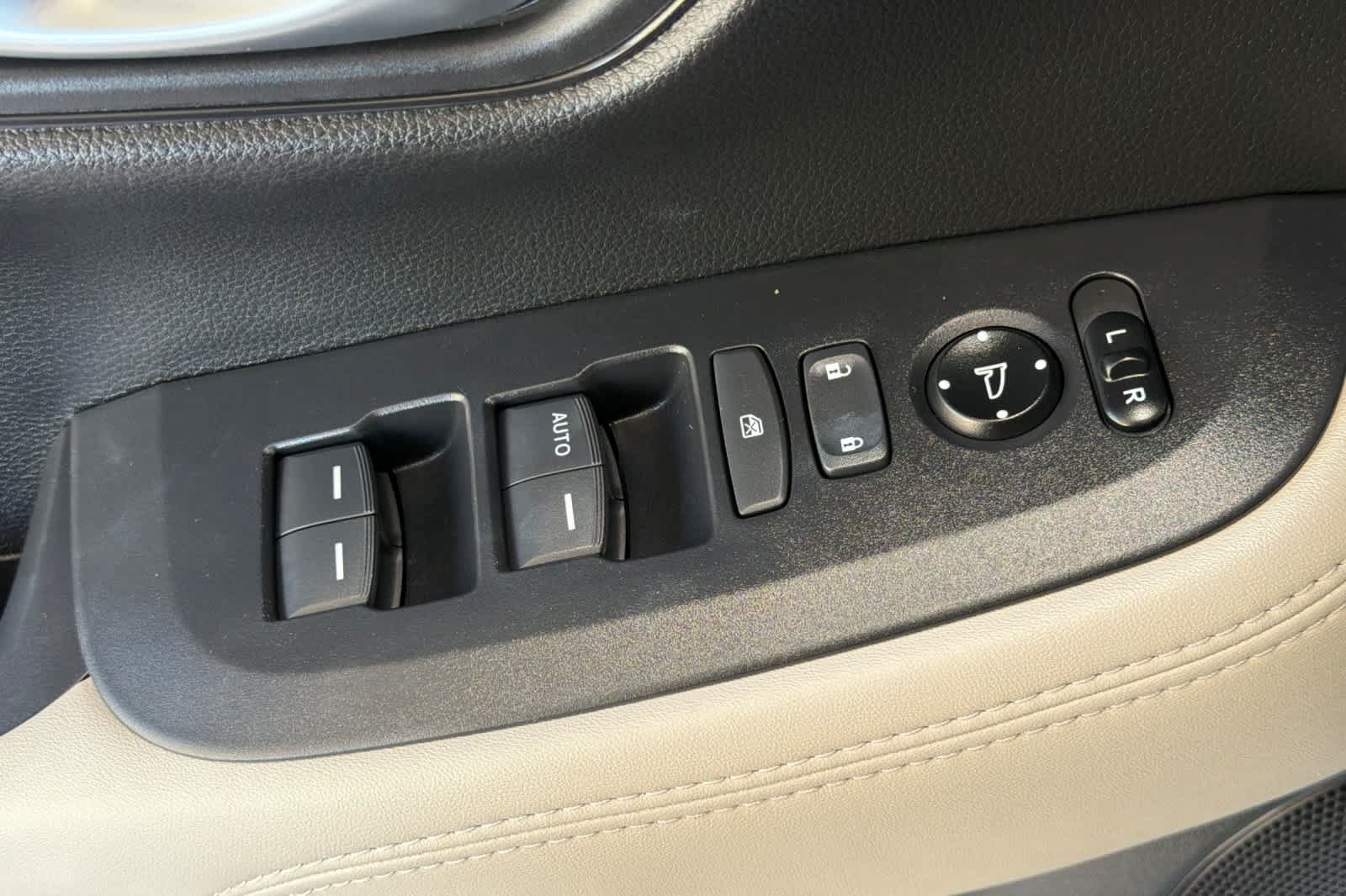 Used 2026 Honda HR-V LX image 13