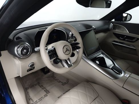 Used 2025 Mercedes-Benz SL 55 AMG 4MATIC image 10