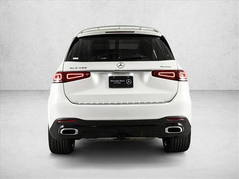 Used 2023 Mercedes-Benz GLS 450 4MATIC image 7